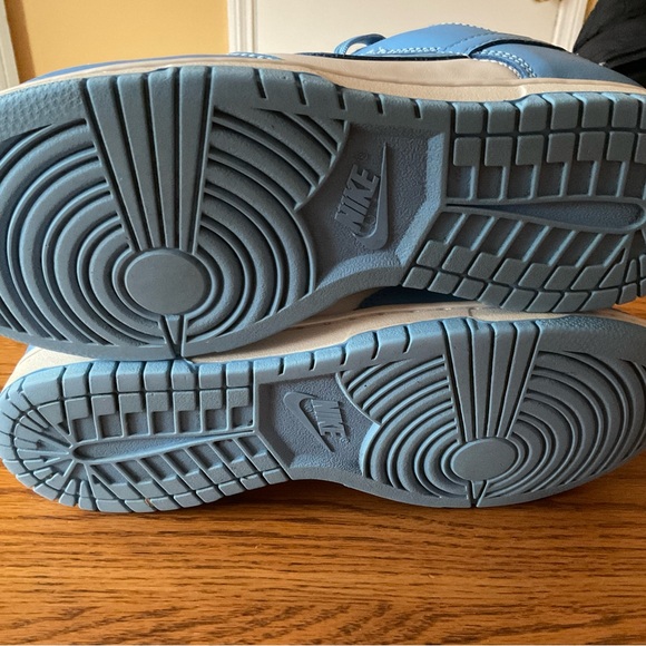 Nike women’s UNC White/University Blue Dunk Low Retro Sneakers size 8.5 w/Box - Picture 4 of 7